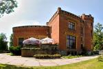 Zamek - Hotel Karnity z Karnity 10, 14-140 Miłomłyn